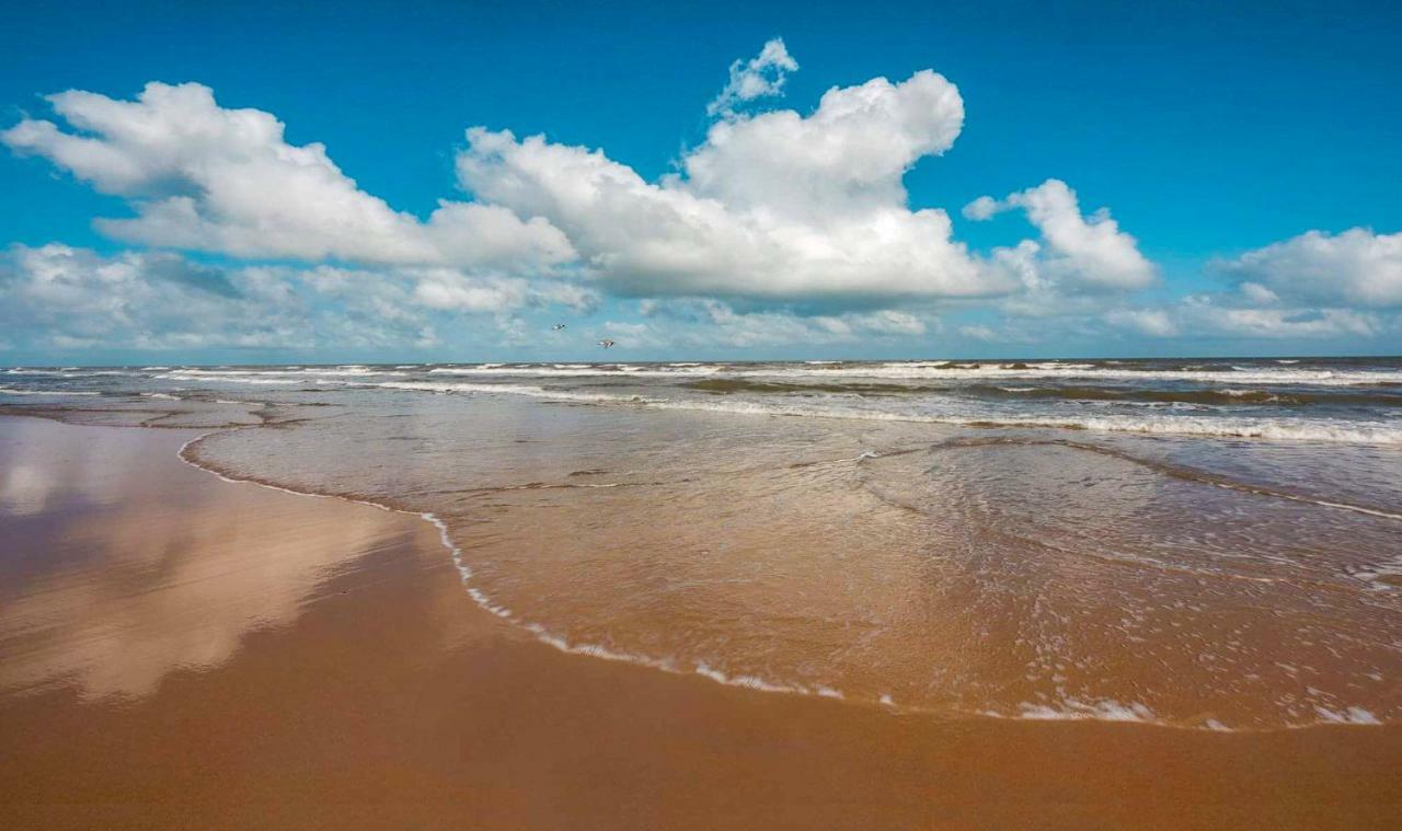 The Dawn On Galveston Beach ภายนอก รูปภาพ